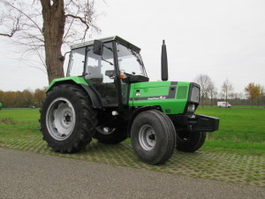 Mooie Deutz Fahr  DX 4.11 afgeleverd