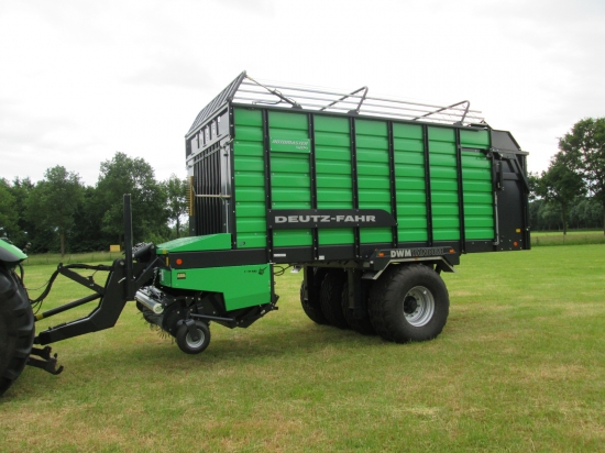 Nieuwe Deutz-Fahr Rotomaster 4014 