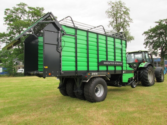 Nieuwe Deutz-Fahr Rotomaster 4014 