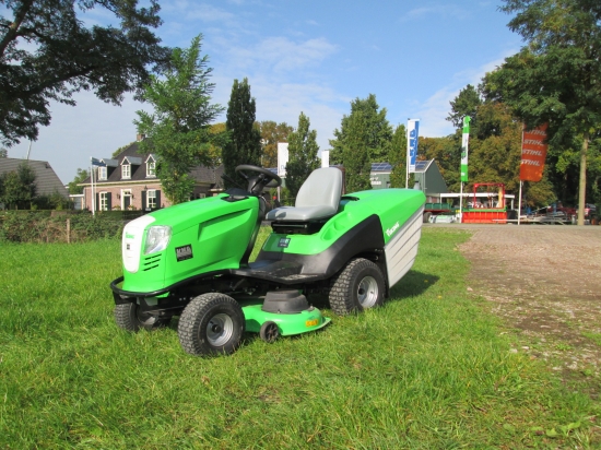 Tuin en park machines afgeleverd 