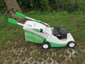 Tuin en parkmachines afgeleverd