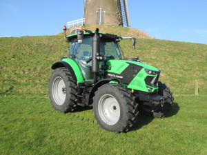 2 x Deutz-Fahr tractoren afgeleverd