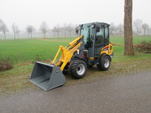 Gehl (Mustang ) Shovel voor Loonbedrijf Gebr .te Bokkel