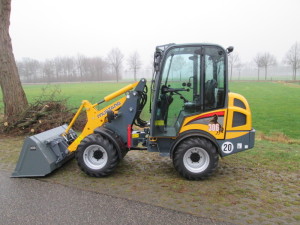 Gehl (Mustang ) Shovel voor Loonbedrijf Gebr .te Bokkel