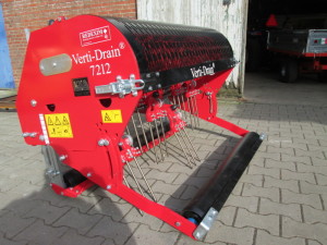 Nieuwe Verti-Drain afgeleverd