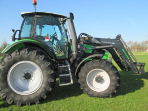 Deutz-Fahr M 420 Afgeleverd