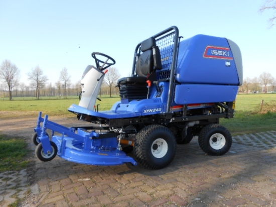 Iseki SFH 240 maaier afgeleverd 