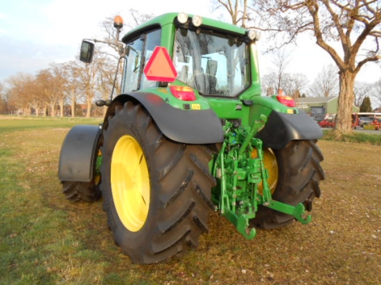 Afgeleverd John Deere 6330 premium