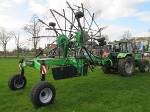 Deutz-Fahr ( Vicon ) Hark Swatmaster 8442