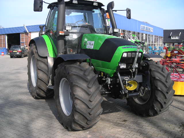 Afgeleverd Agrotron M 640