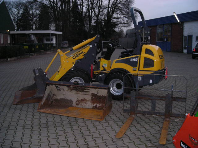 Afgeleverd Gehl mini shovel