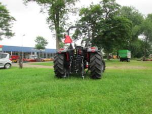 Same tractor !!