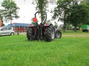 Same tractor !!