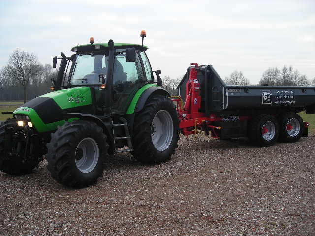 Haast nieuwe Agrotron 130