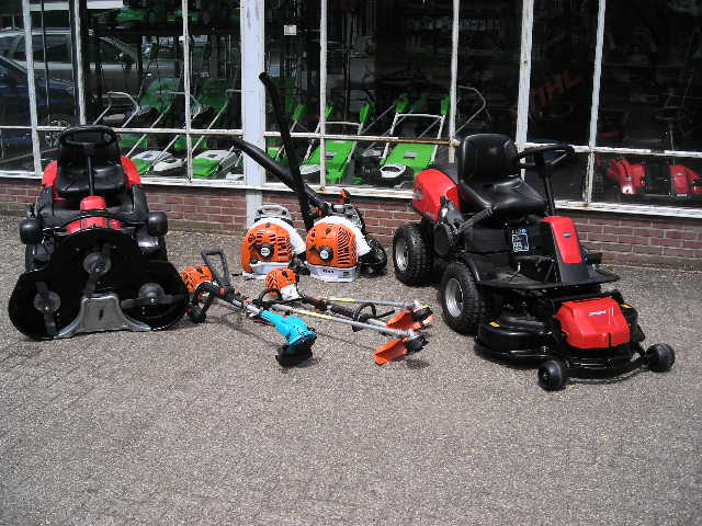 Afgeleverd Tuin en park machines