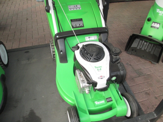 Tuin en parkmachines afgeleverd 