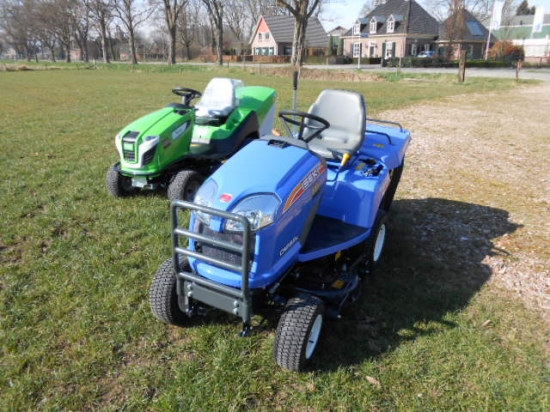 Afgeleverd div tuin en park machines