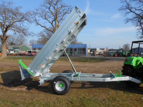 Compleet machine park afgeleverd